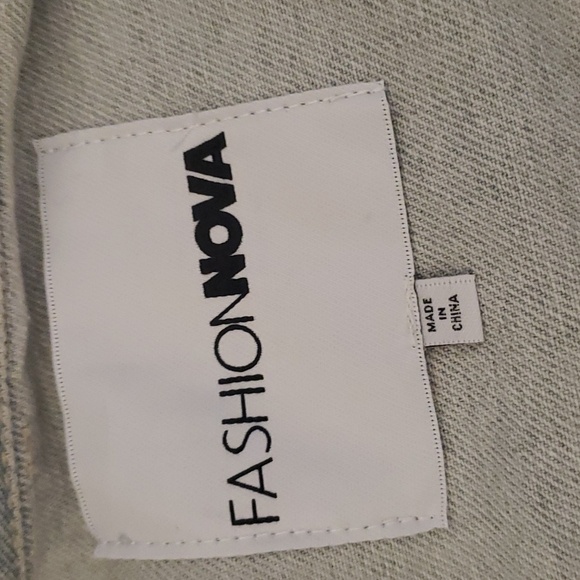 Grayish Denim Oversized Shacket - Picture 3 of 3